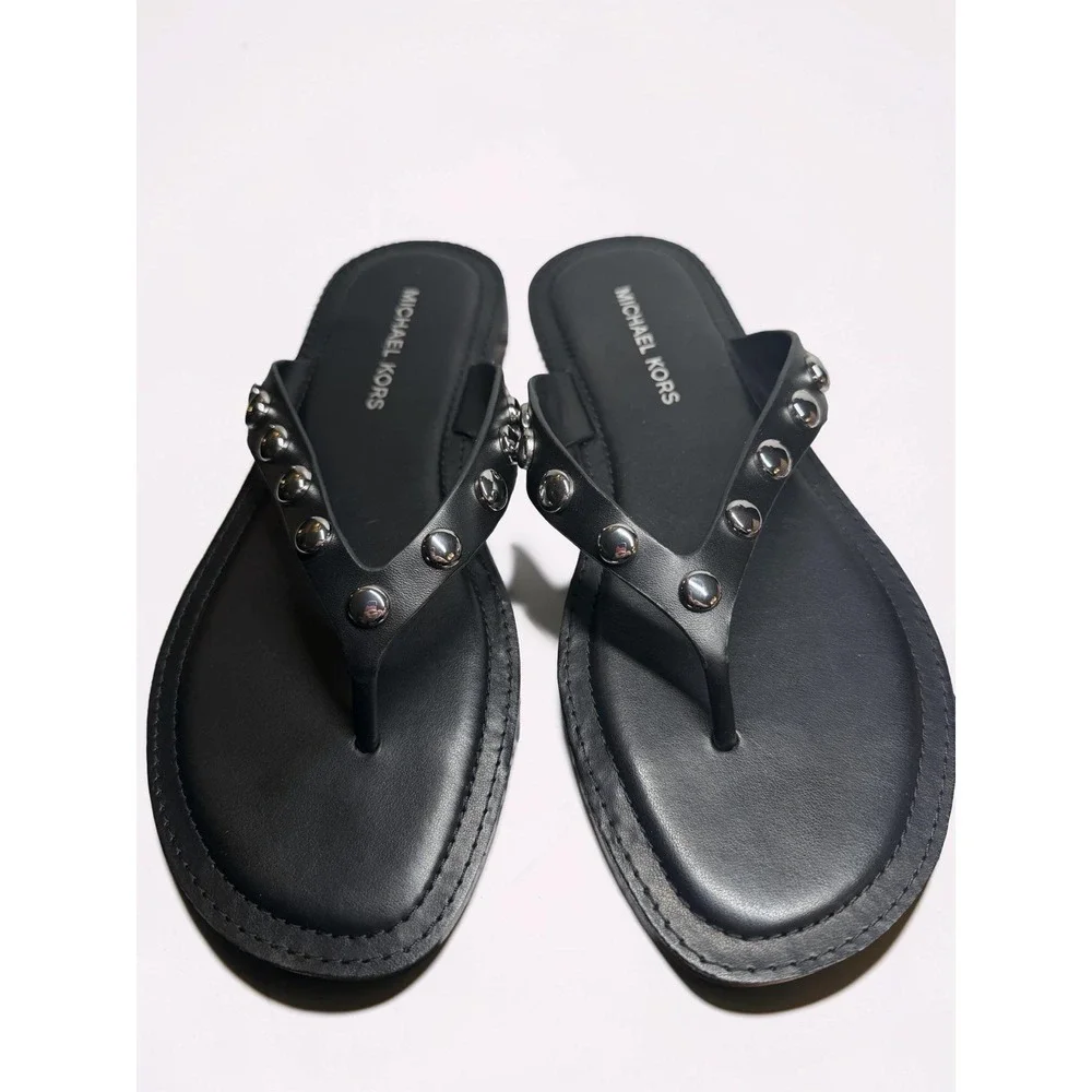 Michael Kors KOKO Flip Flops Black with Silver Leather upper Women's Size 8.5